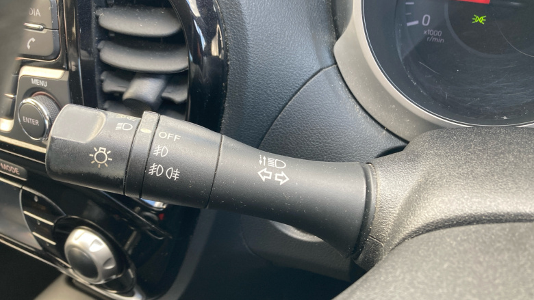 Nissan Juke 1.2 DiG-T Acenta 5dr Petrol Hatchback